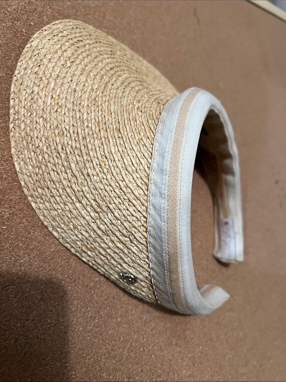 Helen Kaminski Bianca Logoβ Visor Natural Raffia Slide-On One Size Hat
